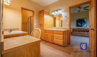 33 Road 3DX, Cody, WY 82414
