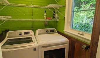 72 Tabor Cir, Albany, NH 03818