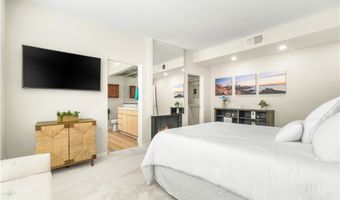 1927 Glendon 301, Los Angeles, CA 90025