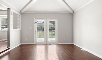 721 Pioneer Dr, Indianapolis, IN 46217