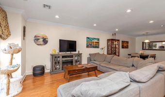 150 I U Willets Rd, Albertson, NY 11507