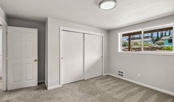 749 1ST St, Brookings, OR 97415