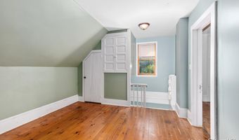 521 Trowbridge St, Allegan, MI 49010