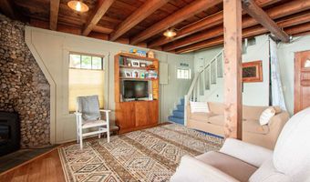 1639 W Shore Rd, Cabot, VT 05647