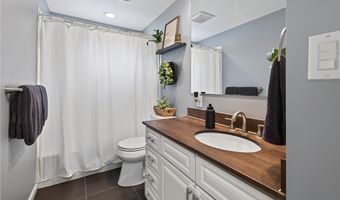 46785 Middle Ridge Rd, Amherst, OH 44001