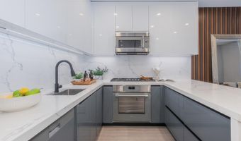 1332 G St SE 1, Washington, DC 20003