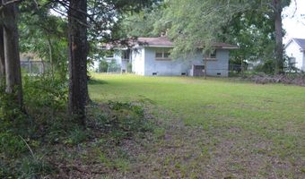 426 Albert St, Bishopville, SC 29010