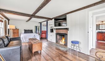 137 Rockwell Rd, Bethel, CT 06801
