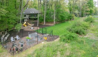 6315 Lehigh Ct SE, Ada, MI 49301
