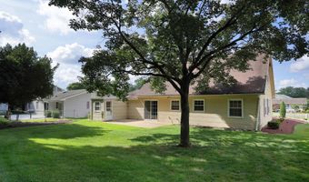 30 Oxford Ln, Aberdeen, NJ 07747