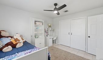 10835 Rosemar, Adkins, TX 78101