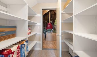 1801 Bent Tree Ct, Auburn, IN 46706