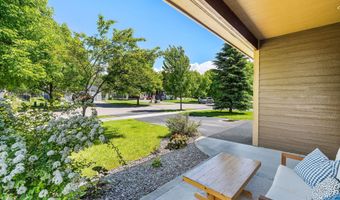 220 Bluebunch Ct, Bigfork, MT 59911