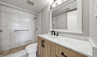 7402 E CAREFREE Dr 209, Carefree, AZ 85377