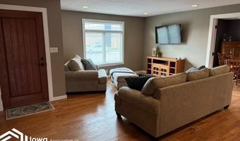 1215 N McCoy St, Algona, IA 50511