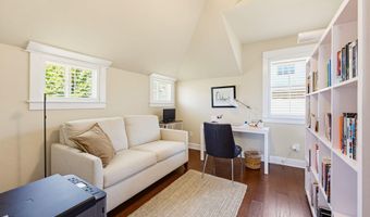 955 Overlook Dr, Ashland, OR 97520