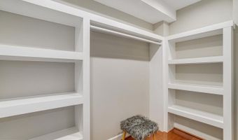 400 MADISON St #704, Alexandria, VA 22314