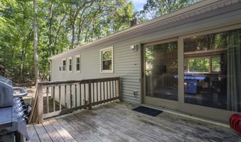 49 Ironworks Rd, Clinton, CT 06413