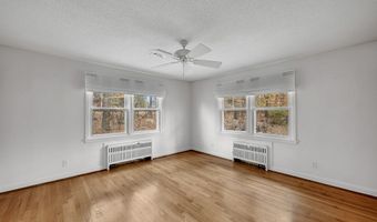 23 Loeffler Rd, Bloomfield, CT 06002