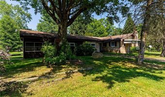 6677 Morningview Dr, Andover, OH 44003