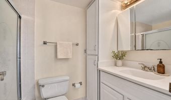 7420 WESTLAKE Ter B-1406, Bethesda, MD 20817