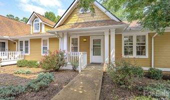 902 Woodlea Ct, Asheville, NC 28806