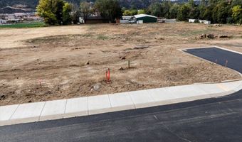 Poplar DR 2, Bingen, WA 98605