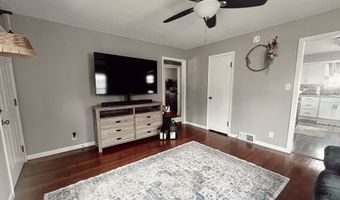 63 N 15th Ave, Beech Grove, IN 46107