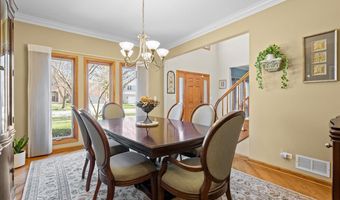 1928 N Ridge Ave, Arlington Heights, IL 60004