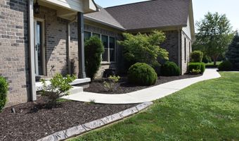8034 Clearwater Ct, Plainfield, IN 46168