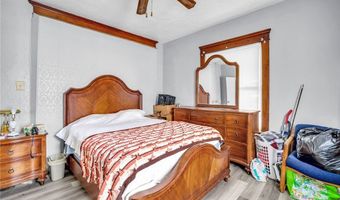 673 Sumner St, Akron, OH 44311