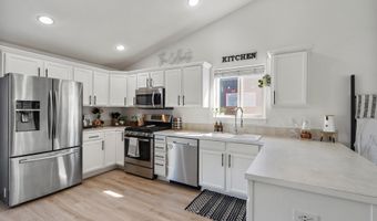3803 HOLLYBURN Ave, Albany, OR 97322