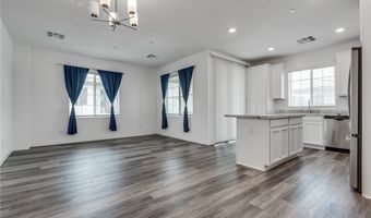 20 Barbara Ln 13, Las Vegas, NV 89183