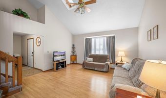 904 Elm St, Auburn, IN 46706