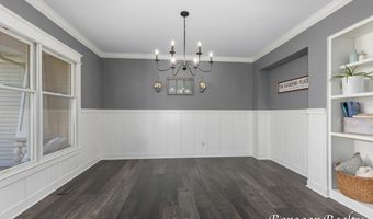 8790 Laurel Ridge Dr SE, Alto, MI 49302