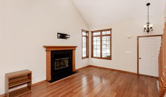 3814 Brookdale Ave, Ames, IA 50010