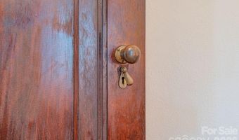 88 Bear Creek Rd, Asheville, NC 28806