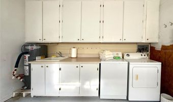 250 S PORT ROYAL Ln, Apollo Beach, FL 33572
