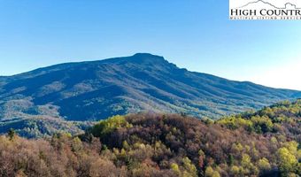 762 George Eggers Rd, Banner Elk, NC 28604