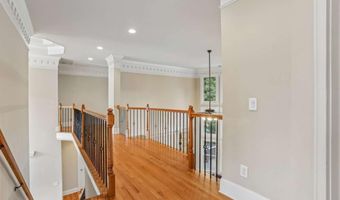 12516 Darvish Ln, Alpharetta, GA 30005