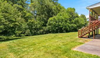 419 Holly Hills Dr, Altavista, VA 24517