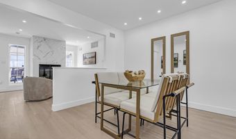 8 Mizzen Dr, Barnegat, NJ 08005