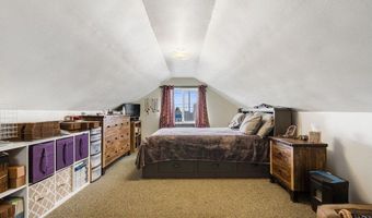 460 S HIGHWAY 101, Rockaway Beach, OR 97136
