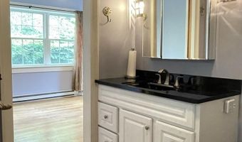 45 Seaview Ter, Belfast, ME 04915