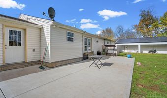 5371 Maple Grove Ave, Blanchester, OH 45107