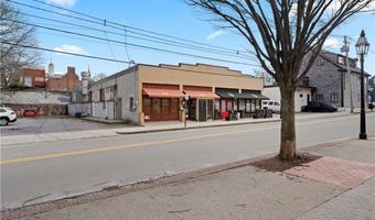 382 Thames St, Bristol, RI 02809