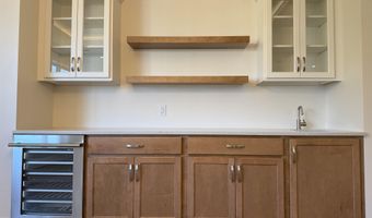 1 Longview Dr 401, Atkinson, NH 03811