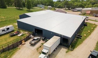 301 Old Dubuque Rd, Anamosa, IA 52205