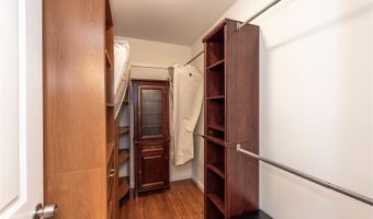 2407 St Louis Dr B, Honolulu, HI 96816