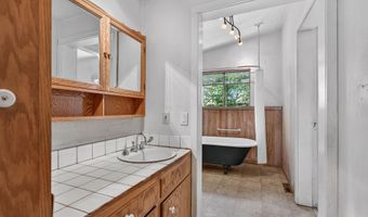324 Liberty St, Ashland, OR 97520